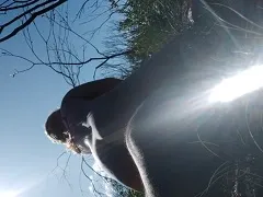 Esposa gostosinha demais cavalgando na rola do amigo