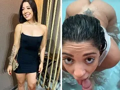 Karoliny Chinesa da Mansão Maromba mamando e fodendo na piscina
