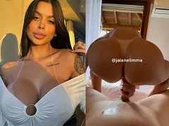 Jaiane Limma transando dando uma cavalgada de costas pro parceiro