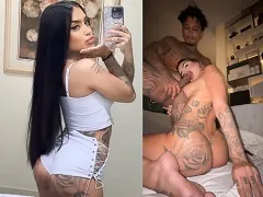 Funkeira famosa top 1 do Brasil mamando o marido enquanto rebola e mostra plug no cuzinho