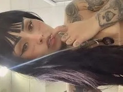 Mc Jessica Aryel a naked Pucca Tsunami flashing her tits and pussy