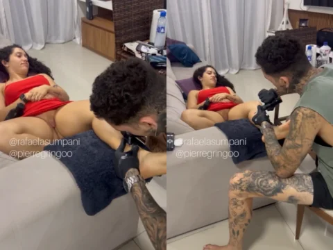 Morena gostosa tatuando sem calcinha